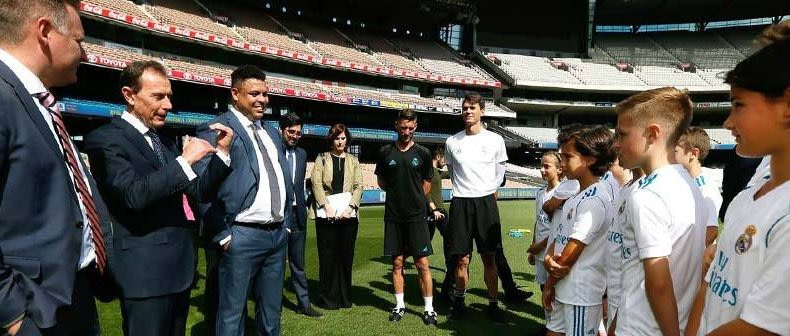 Ronaldo y Butragueño en Melbourne