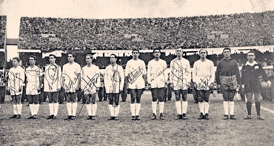 El XI madridista en el amistoso ante el River debut de Puskás,  agosto de 1958,  en el Monumental de Buenos Aires.
